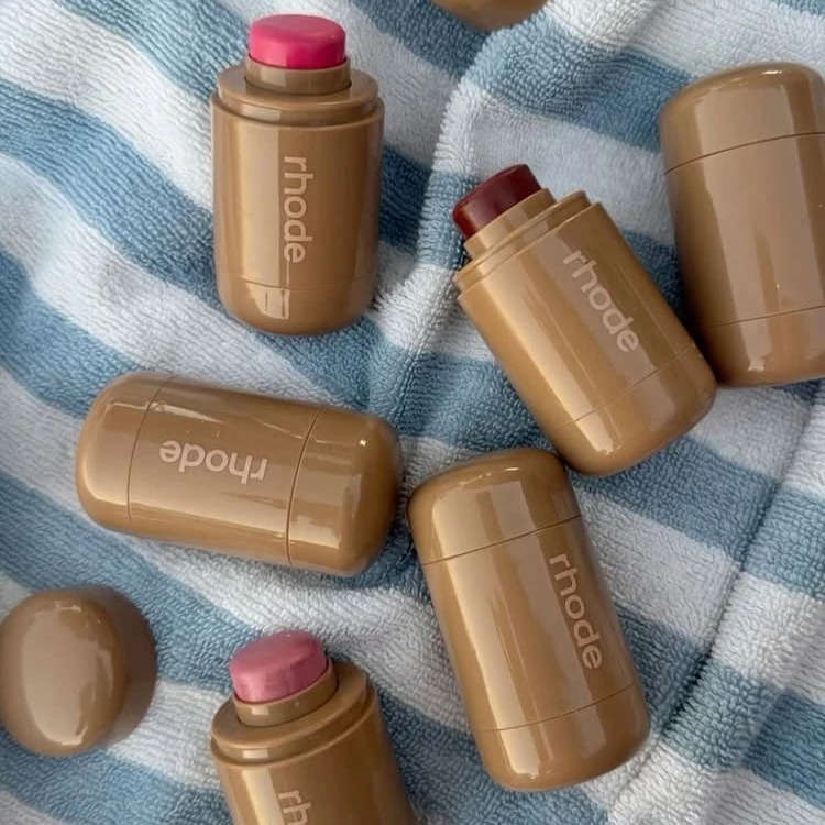 Luxury Brand Pocket Blush Crea - огляд і ціна Luxury Skincare Brand