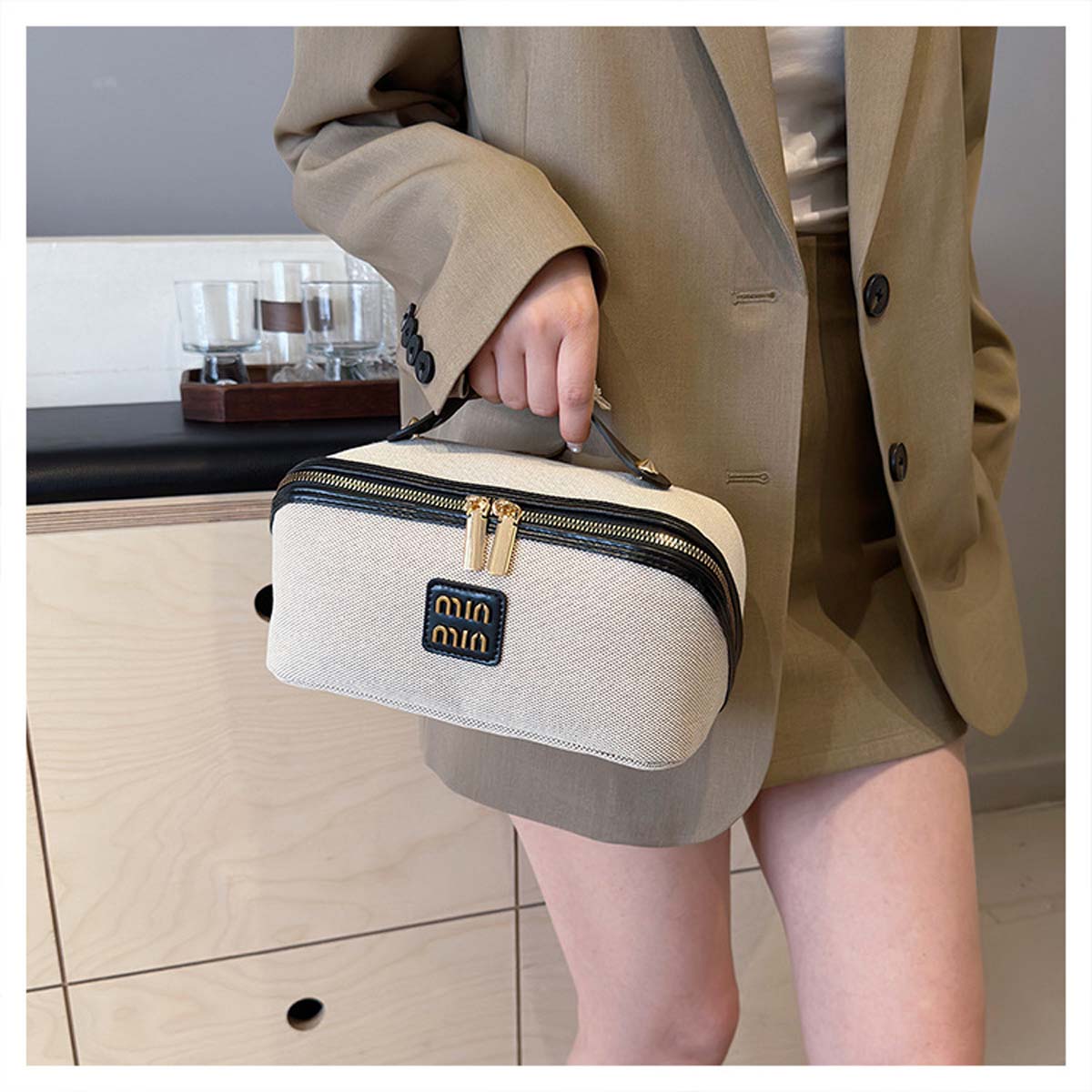 Makeup bag - Retro light luxur - огляд і ціна High Luxury Skincare