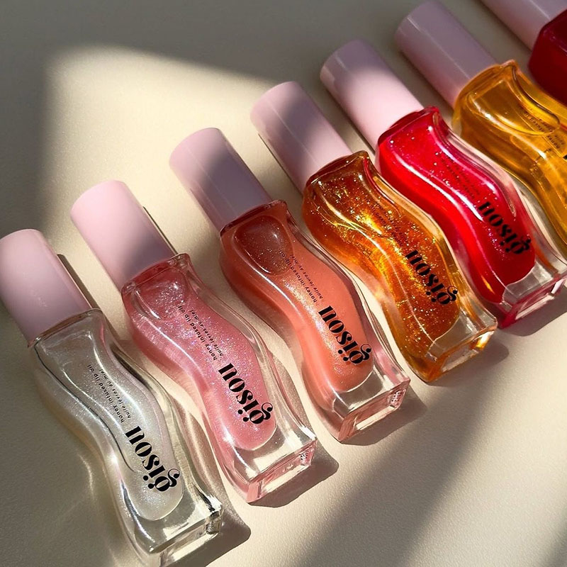 Gisou Moisturizing Glazed Plum - огляд і ціна Luxury Skincare Brands